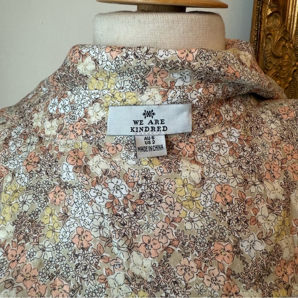 Linen Jacket - Picture 9 of 10